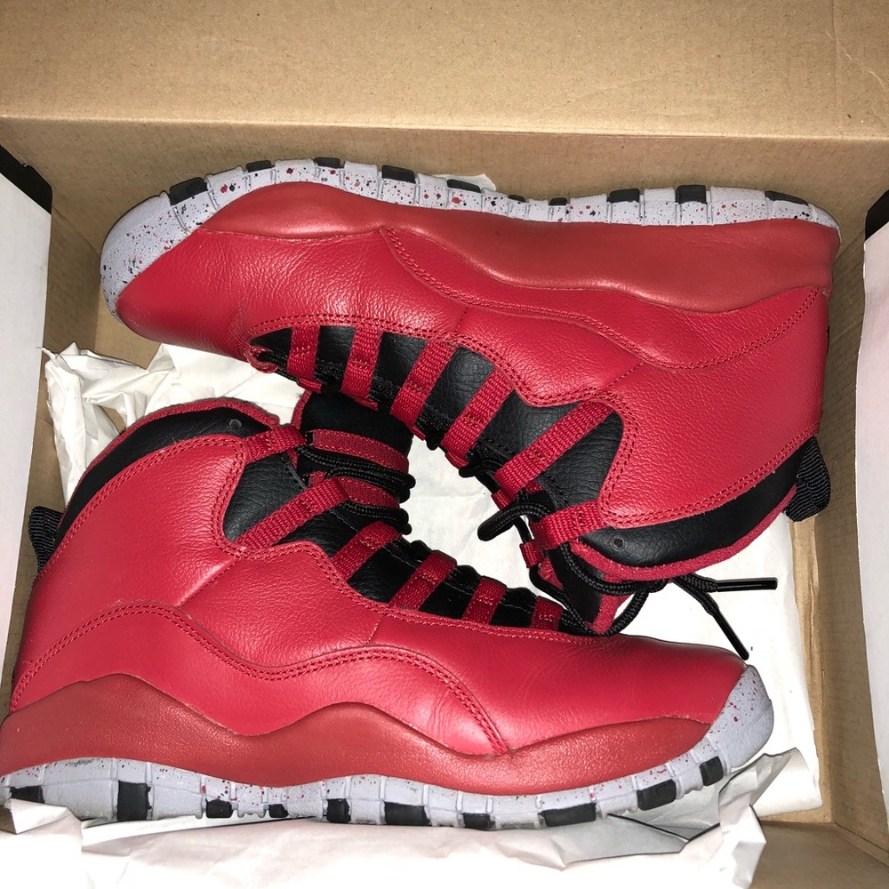 Jordan 10s ( bulls over Broadway)